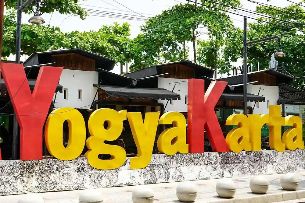 10 Penginapan Murah di Jogja, Rekomendasi Akomodasi Nyaman & Terjangkau!